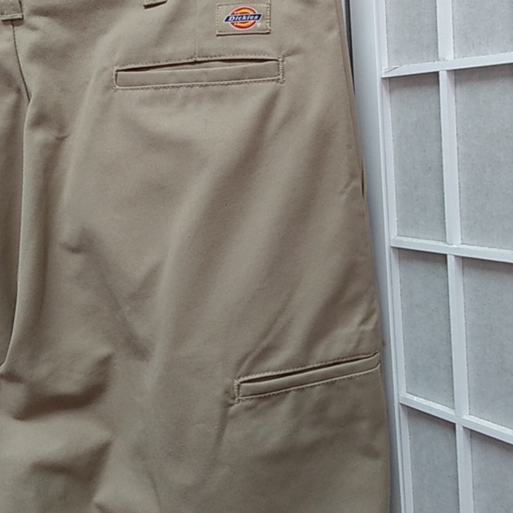 Dickies Men's Like‎ New Khaki Colored Pants